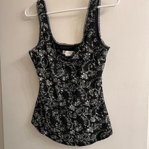 Black and White Women's fitted bodice style top.